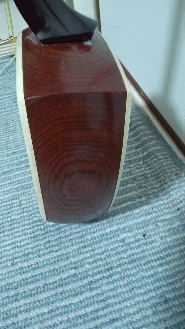 長唄三味線本体（収納桐箱付）