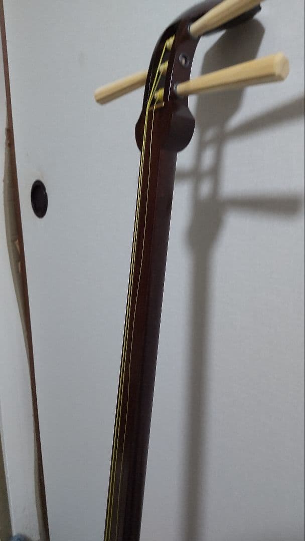 長唄三味線本体（収納桐箱付）