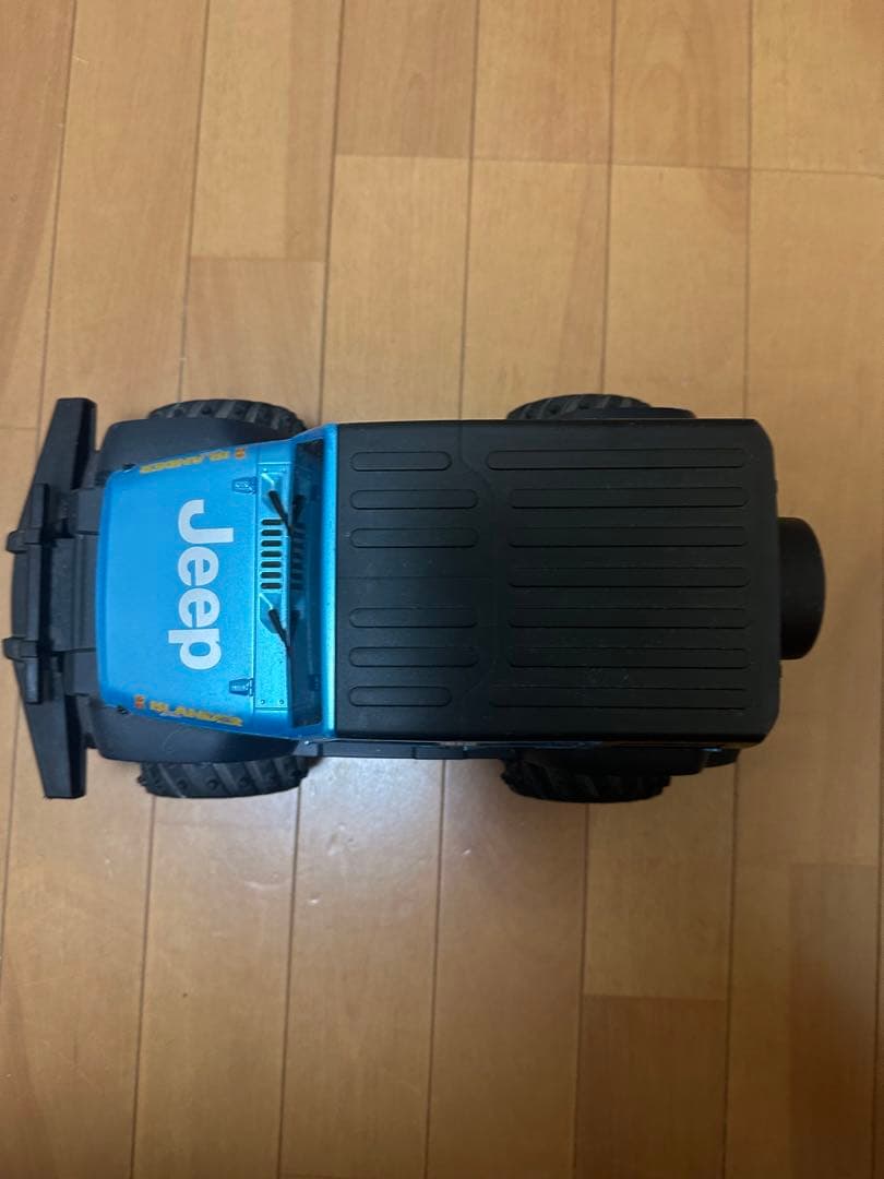 ラジコンカー　ジープ