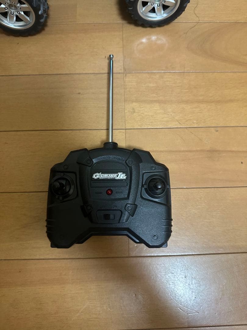 ラジコンカー　ジープ