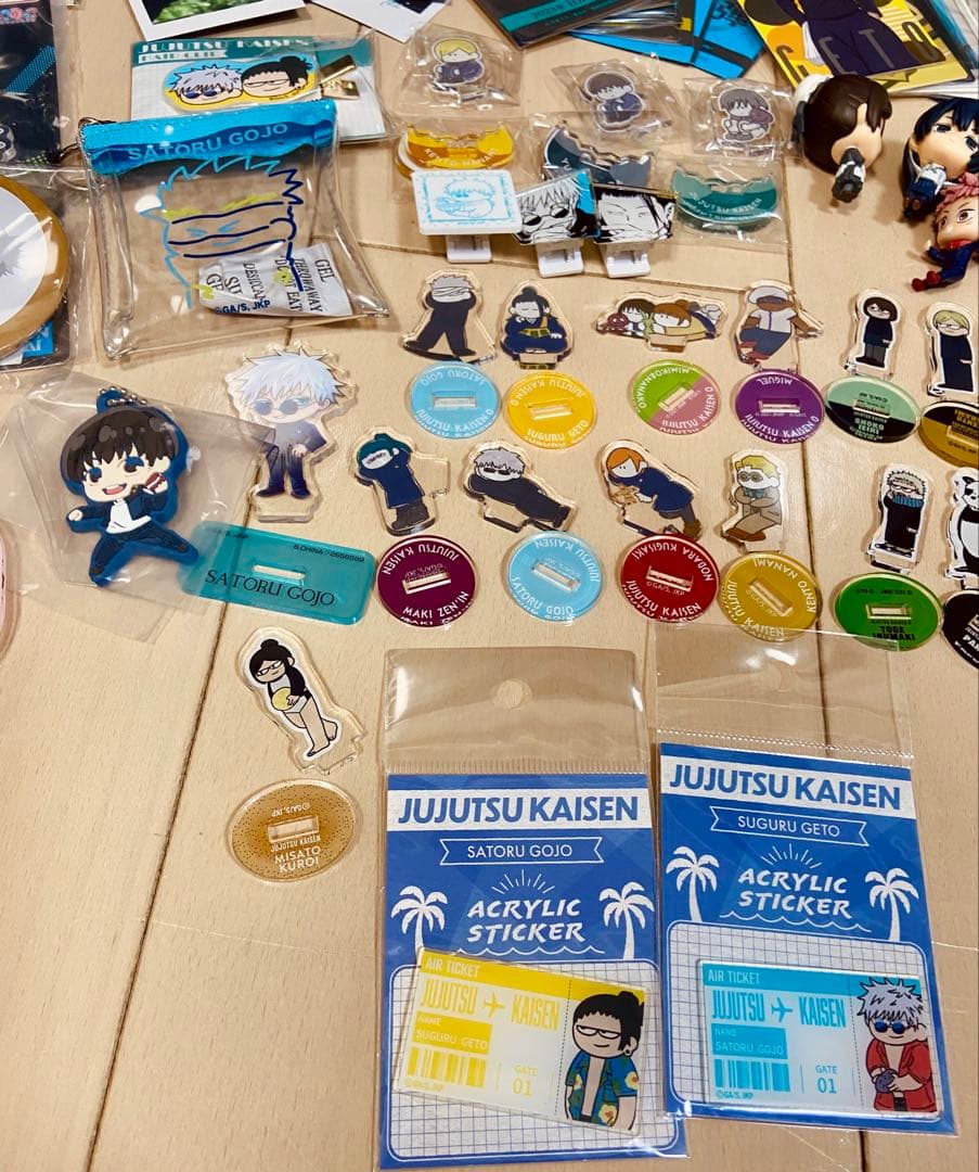 呪術廻戦 五条悟 夏油傑 他。まとめ売り 缶バッジ アクリルスタンド 約