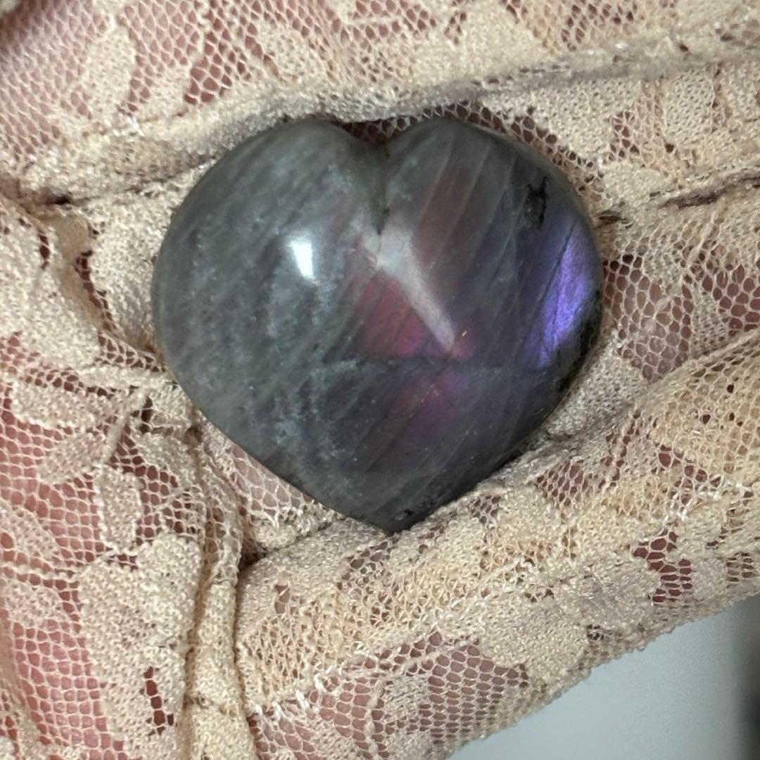 商談中★希少！早い者勝ち‼️可愛い♡ピンク紫 ラブラドライト ハート ①握り石