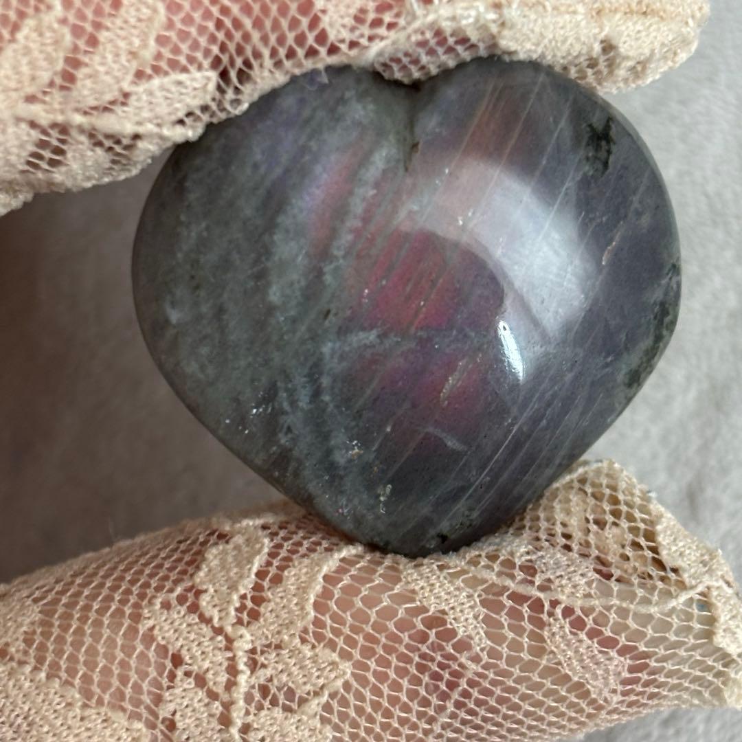商談中★希少！早い者勝ち‼️可愛い♡ピンク紫 ラブラドライト ハート ①握り石