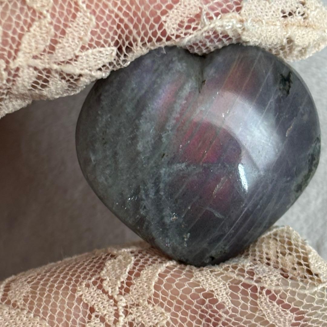商談中★希少！早い者勝ち‼️可愛い♡ピンク紫 ラブラドライト ハート ①握り石