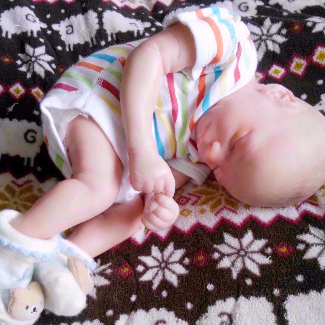 リボーンドール　守ってあげたくなる赤ちゃん