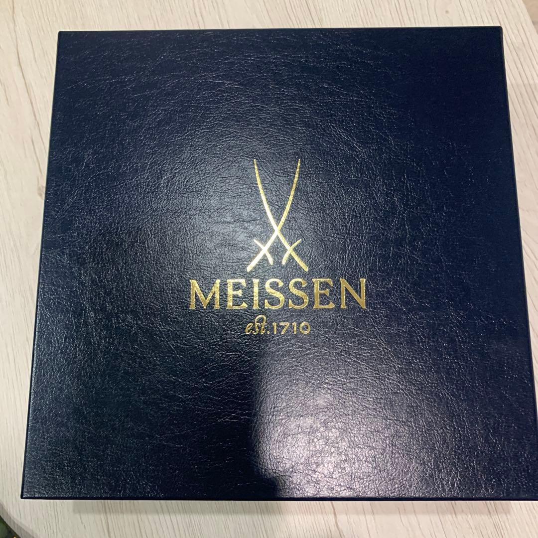 MEISSEN ホワイト皿 波形デザイン