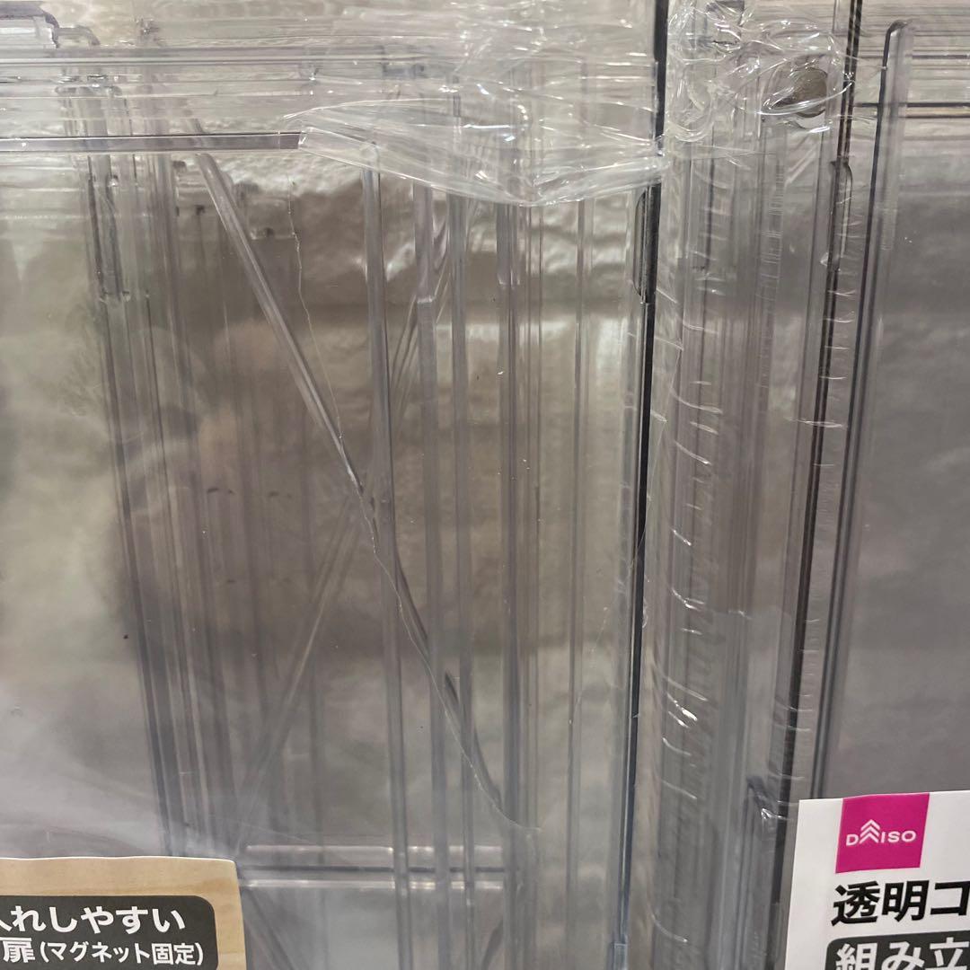 ダイソー 透明コレクションケース 組み立てタイプ 3個 前開き扉