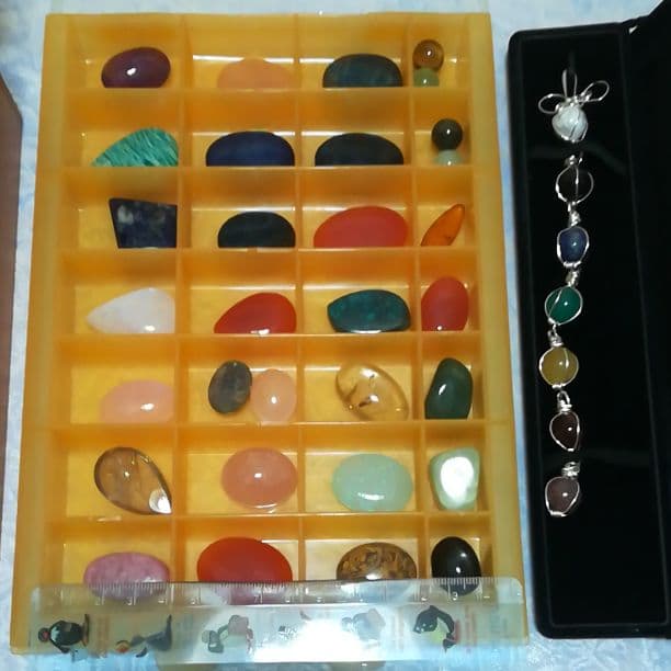 手磨き　パワーストーン　天然石　50個程　色々セット