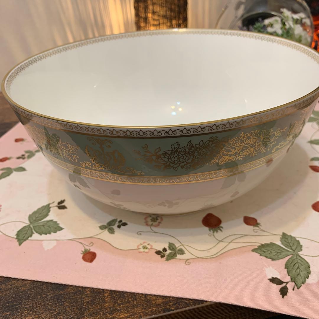 ウェッジウッド コロンビア　セージグリーン 25cm サラダボウルL