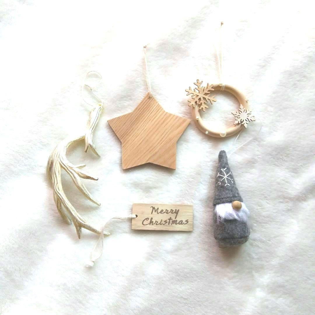 大きな流木ツリー 　アドベントカレンダー