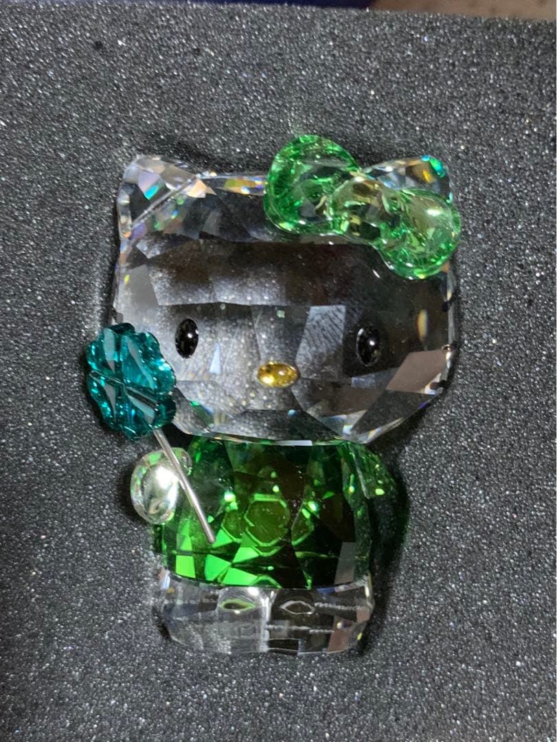 SWAROVSKI キティ　クローバー