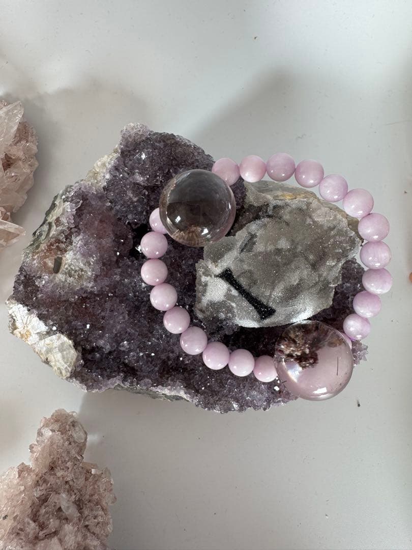 ウルグアイ　アメジスト　フラワー　カップケーキ型　カルサイト共生