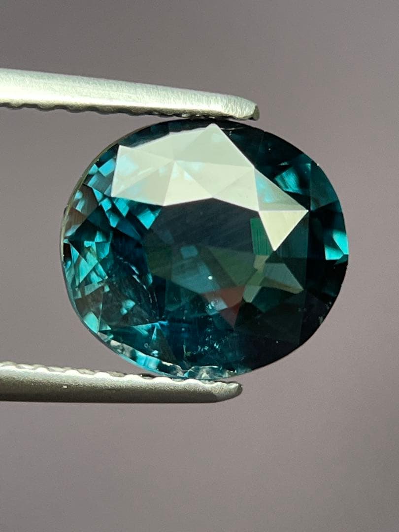 ブルースピネル2.28ctNatural blue Spinel 日本宝石ソー付
