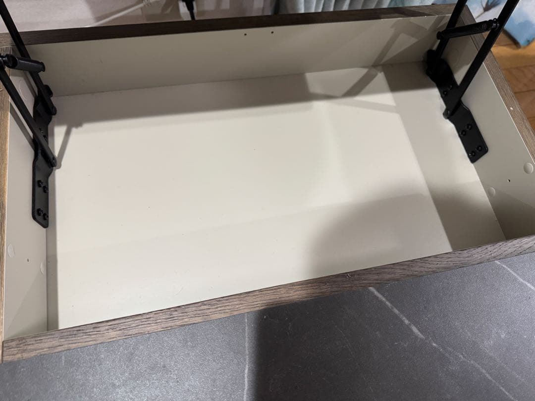 BoConcept Chiva Chiva コーヒーテーブル（収納スペース付き）