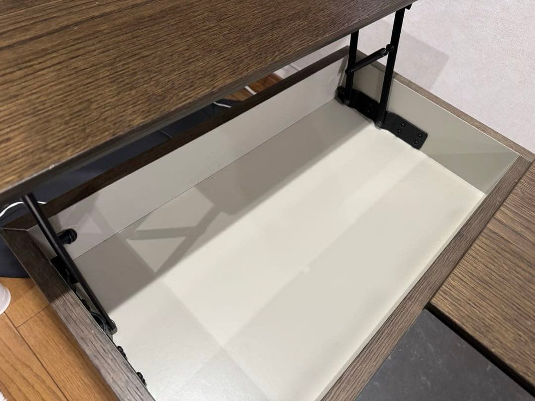 BoConcept Chiva Chiva コーヒーテーブル（収納スペース付き）