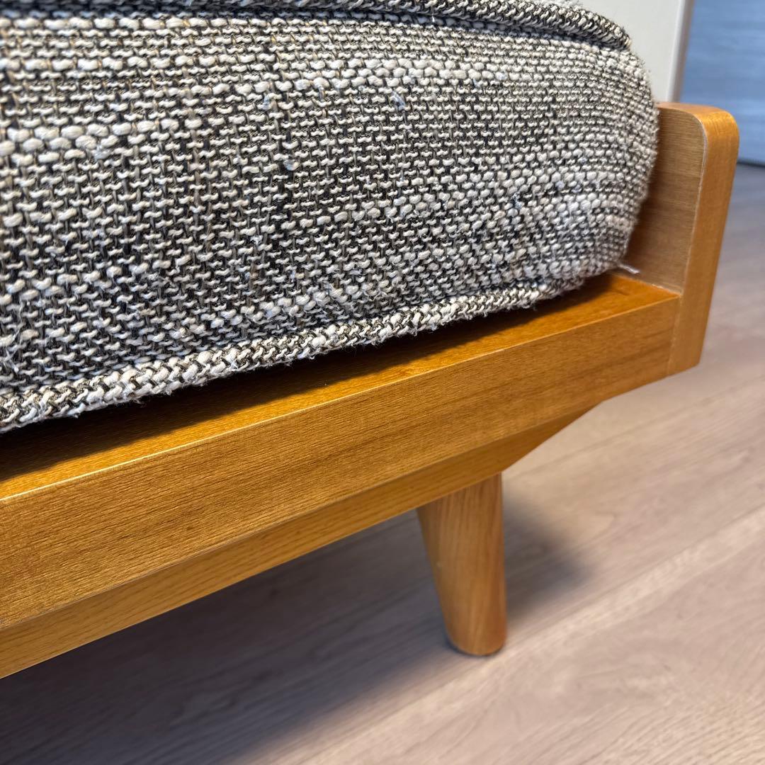 Y*A　UNICO ソファ　3人掛け（オットマン付）