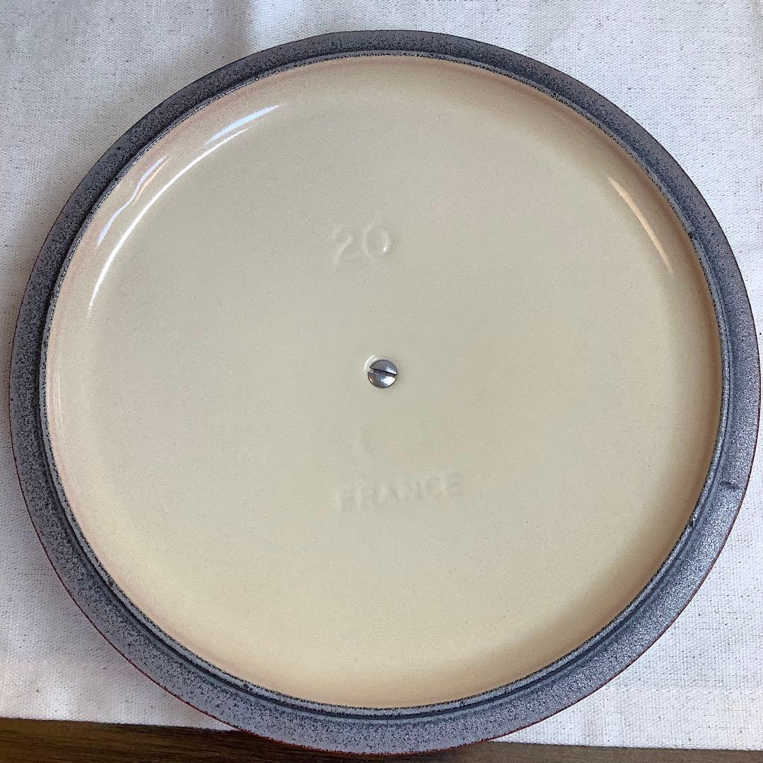 【美品】ルクルーゼ　ココットロンド　20cm
