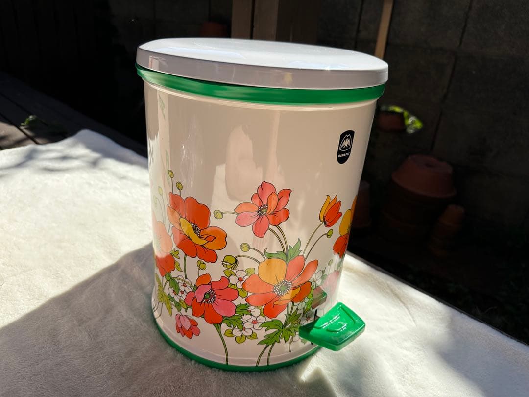 昭和レトロ　ゴミ箱　ペダル式　ママポット　山崎産業　当時物　新品