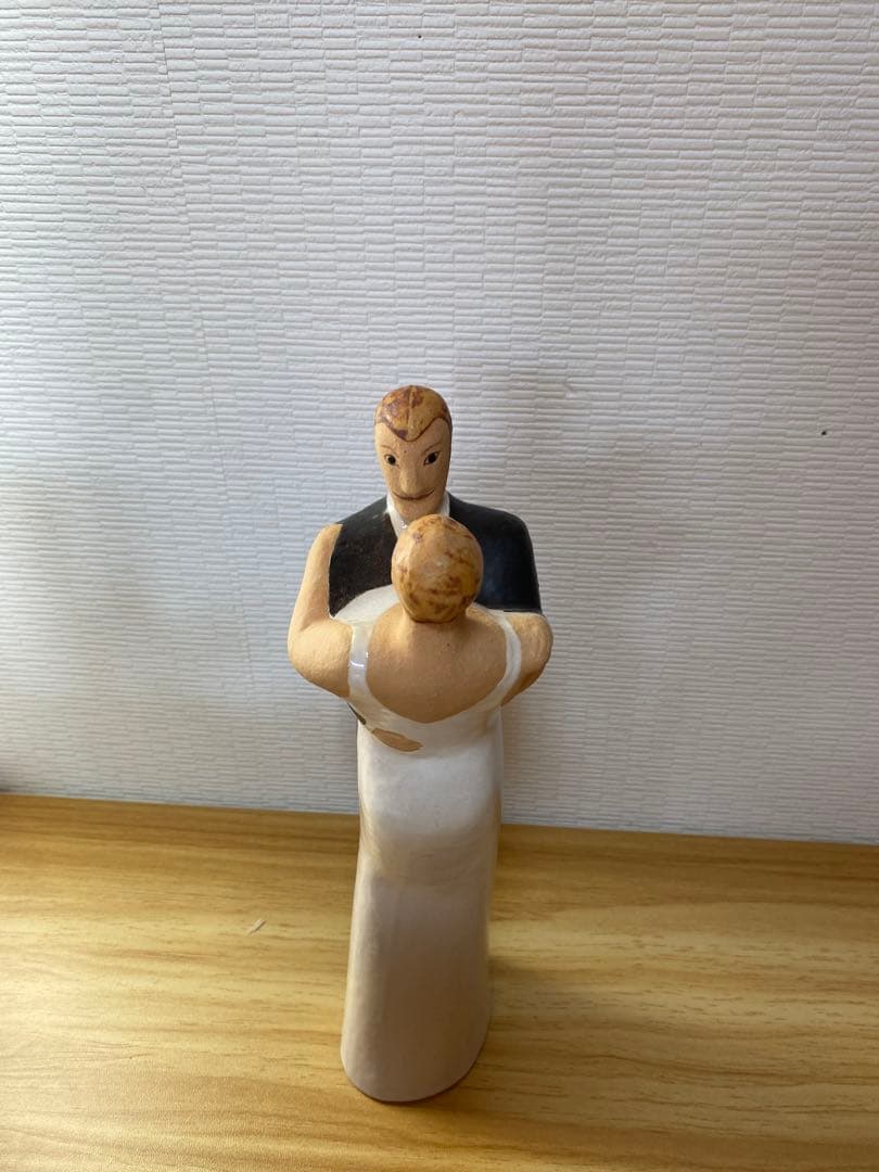 リサラーソン　ダンスする男女　ラストダンス