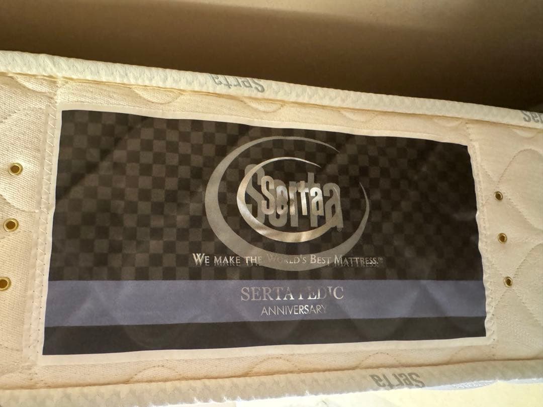 【美品送料込!】サータ高級マットレス ワイドダブル クイーン使用可能