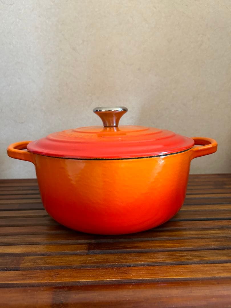 ル・クルーゼ　ココット　20センチ　　　　　シルバーつまみ