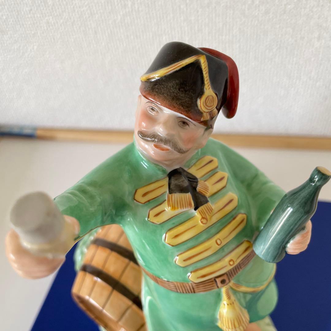 TOKAJI・wine樽の男性・高さ18cm・陶器製・HEREND・の通販｜coupongo.ca