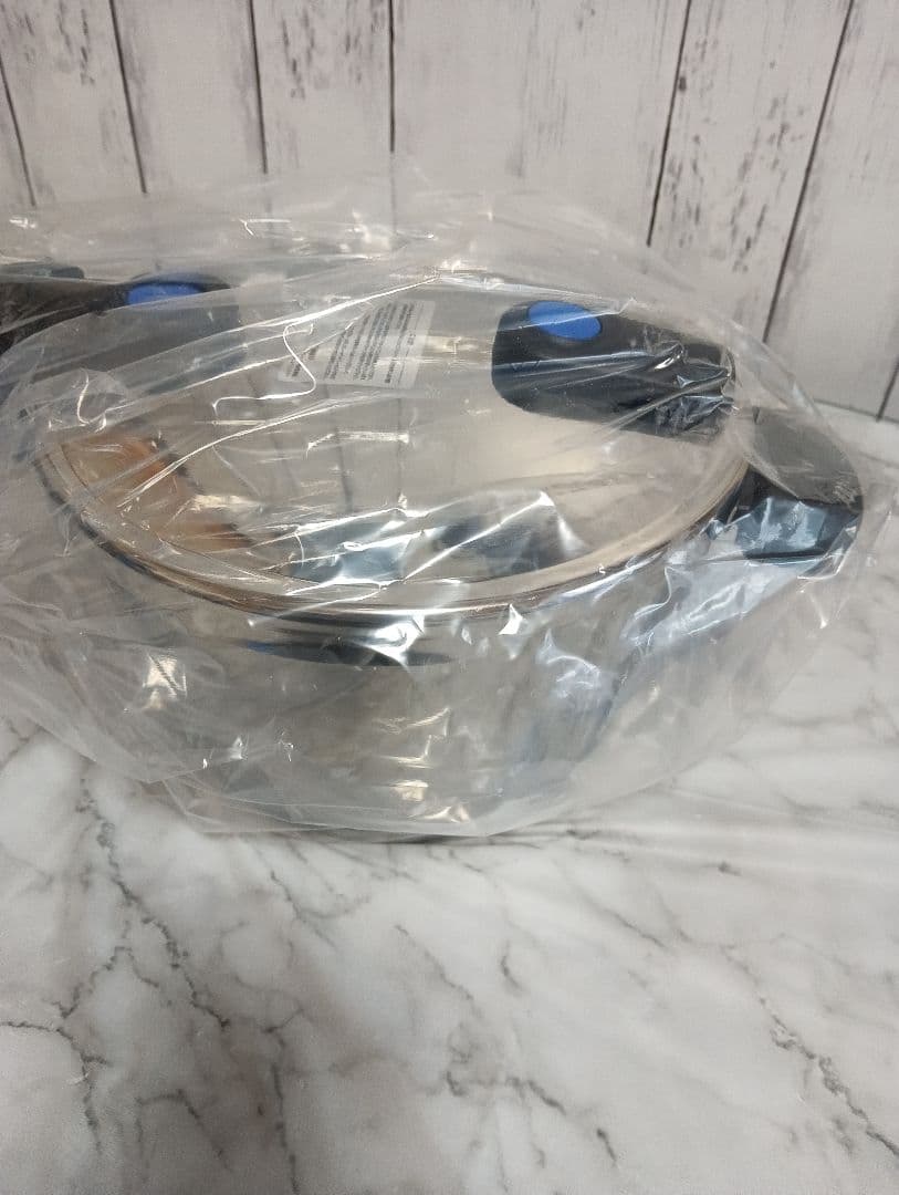 ☆新品未使用☆Fissler Vitaquick 4.5L 圧力鍋 　最終値下げ