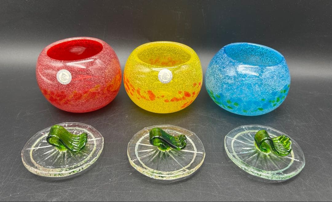 琉球ガラス　泡カレット　菓子入れ　キャニスター　レッド　イエロー　ブルー　未使用