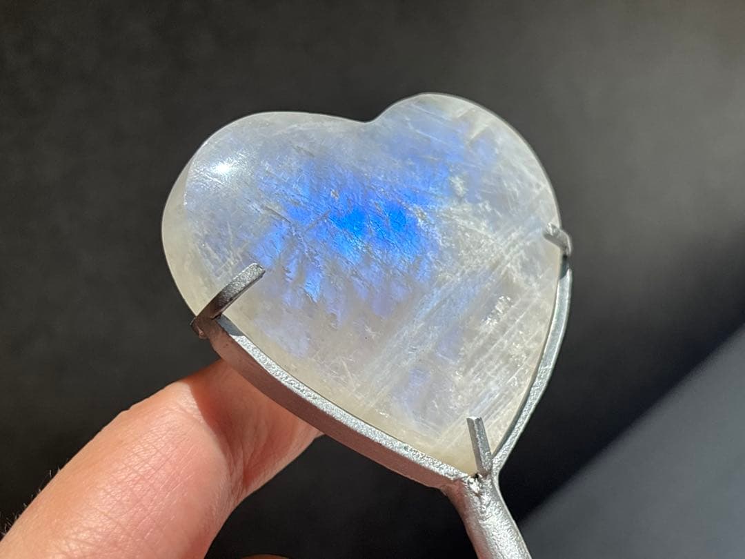 《透明感抜群♡高品質！ムーンストーン＊ハート×きらめくブルーフラッシュ》