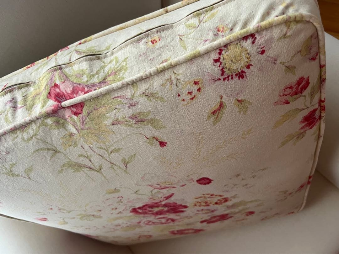 ローラアシュレイ　ソファー