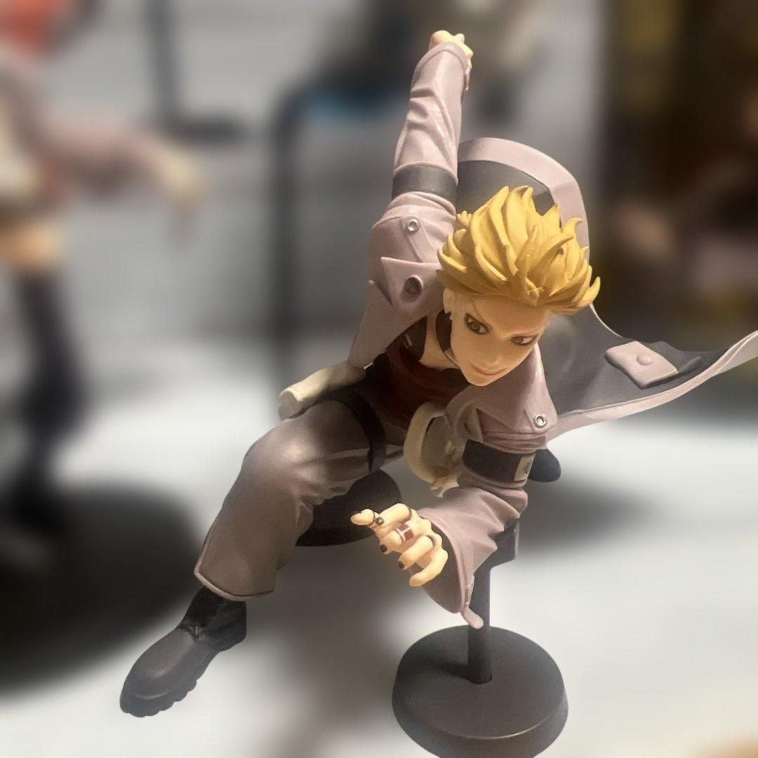 ガチアクタ　フィギュア　4点　ルド　ザンカ　エンジン　リヨウ　カード付き