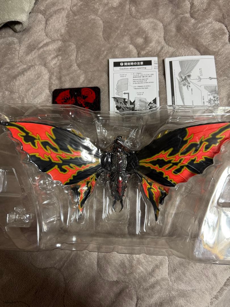 S.H.MonsterArts バトラ成虫