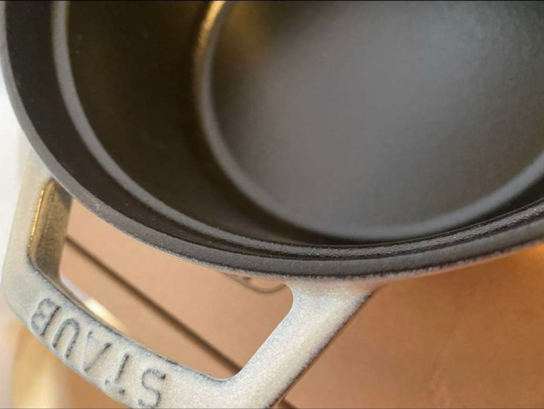 新品未使用★STAUB ストウブ ココットラウンド 20cm＊カンパーニュ