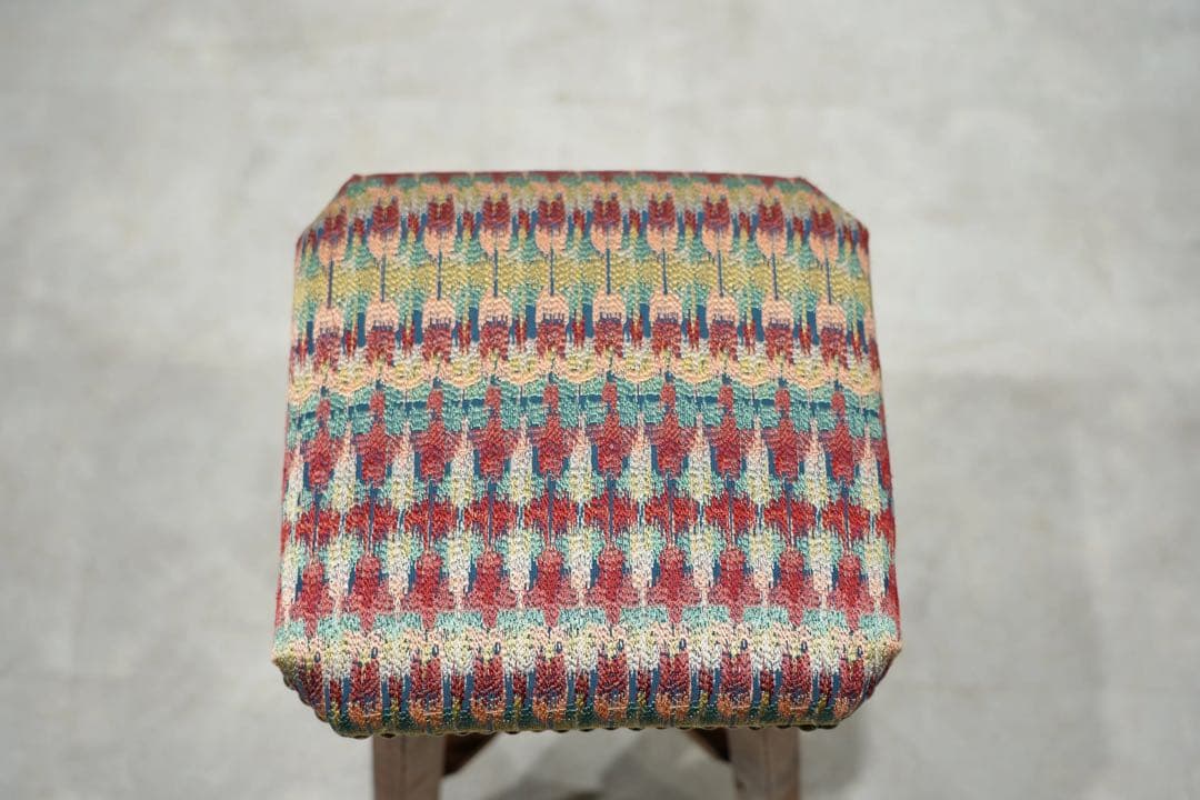 スツール　japan vintage　古木　レトロ　昭和初期　椅子　刺繍