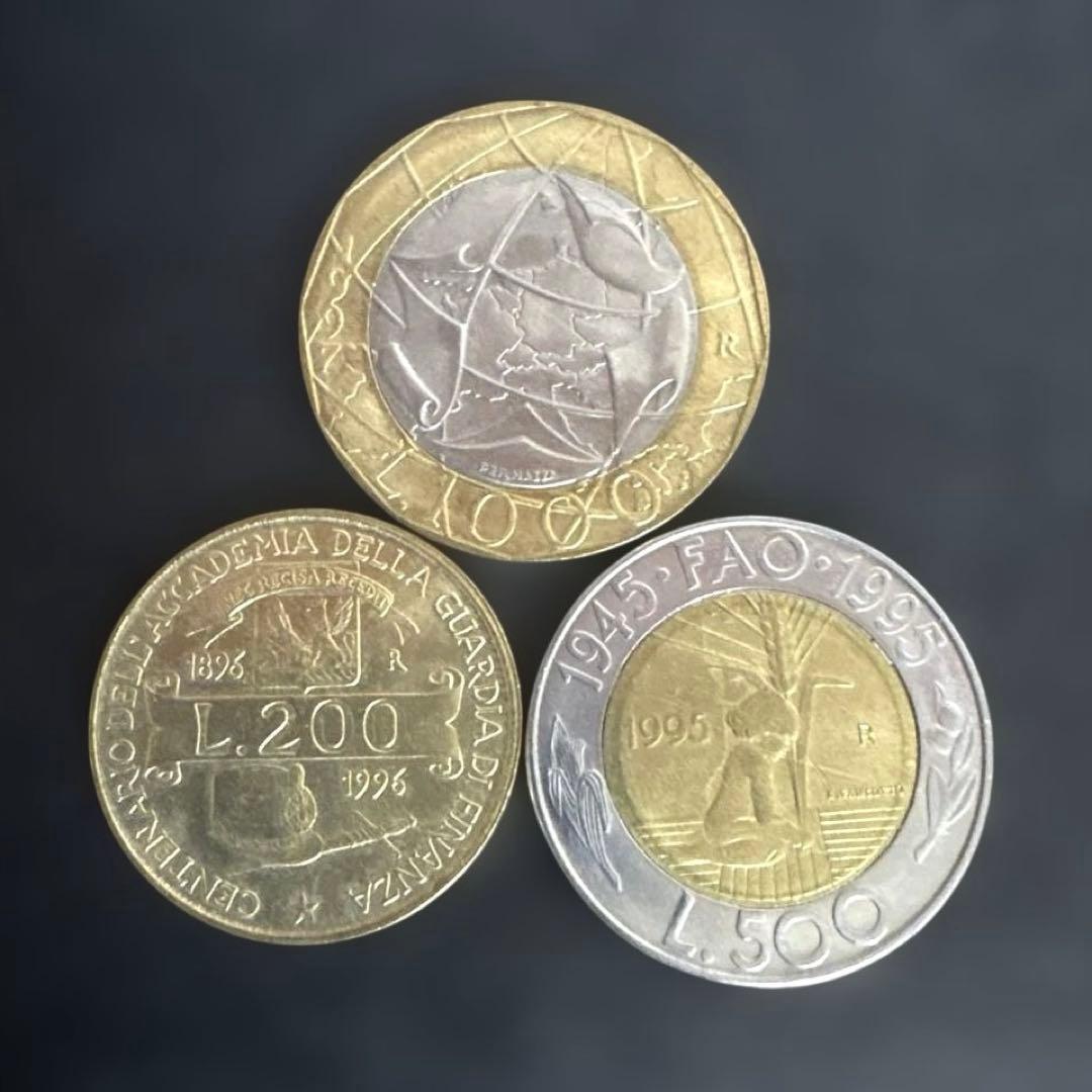 イタリア記念硬貨“リラ” まとめ買い　 L.1000. L.500 L.200