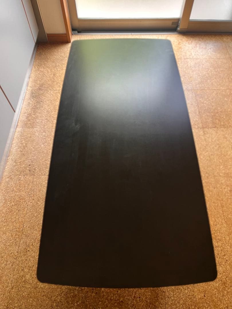 カリモク　木製テーブル