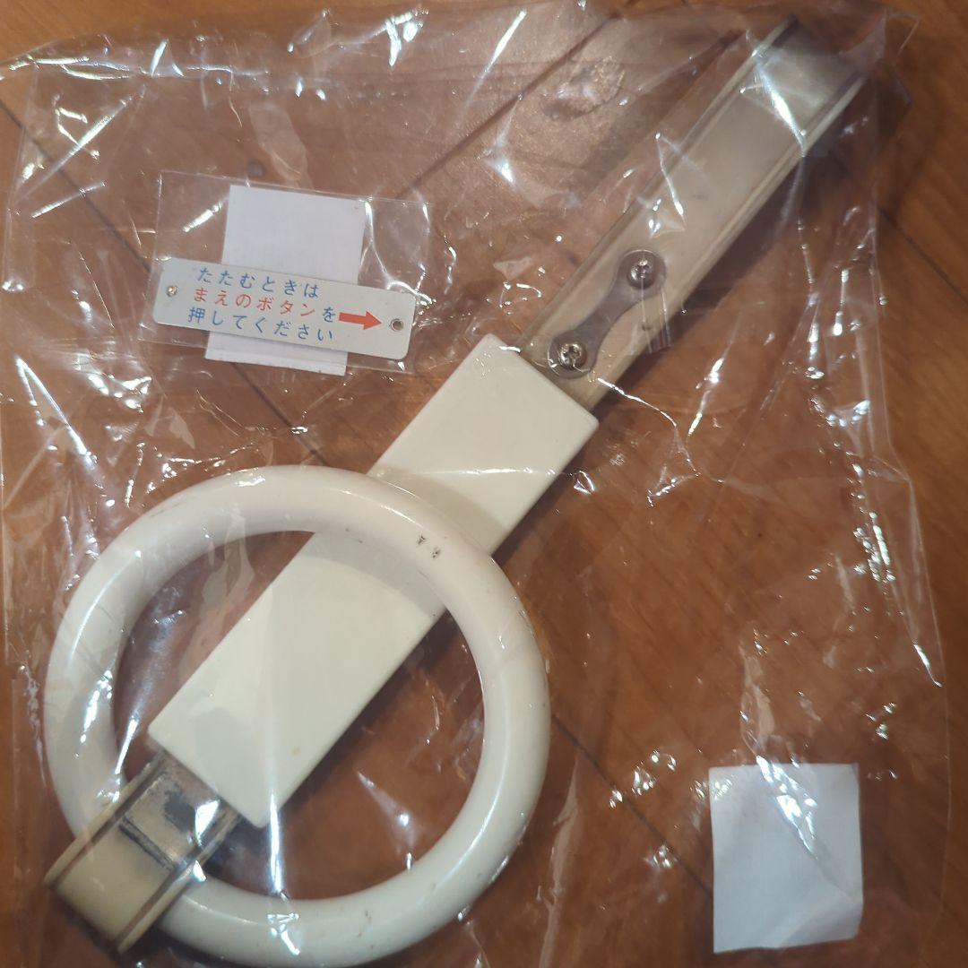 鉄道部品 東武鉄道 8000系 つり革 と、 たたむときは…金属プレート