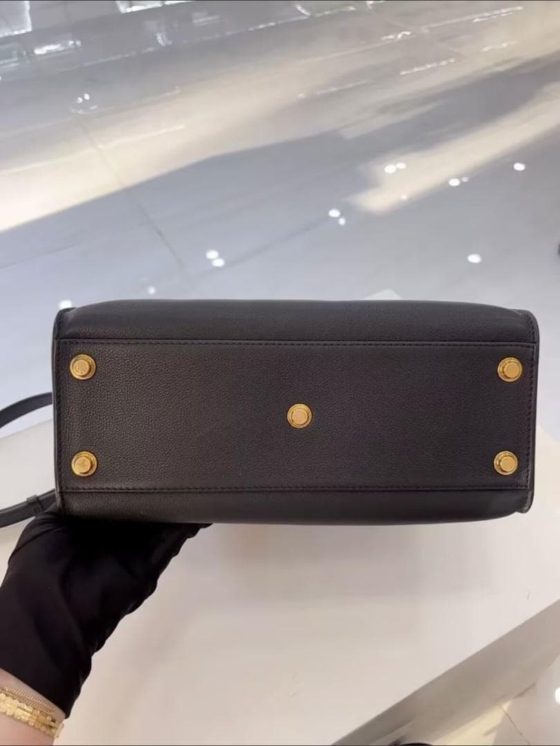 【新品同様】On My Side ブラック ショルダーバッグ