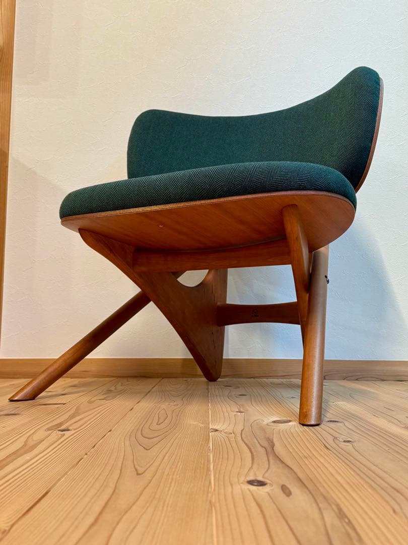 【中村達薫】バレリーナチェア　デザイナーズ　北欧/ミッドセンチュリー