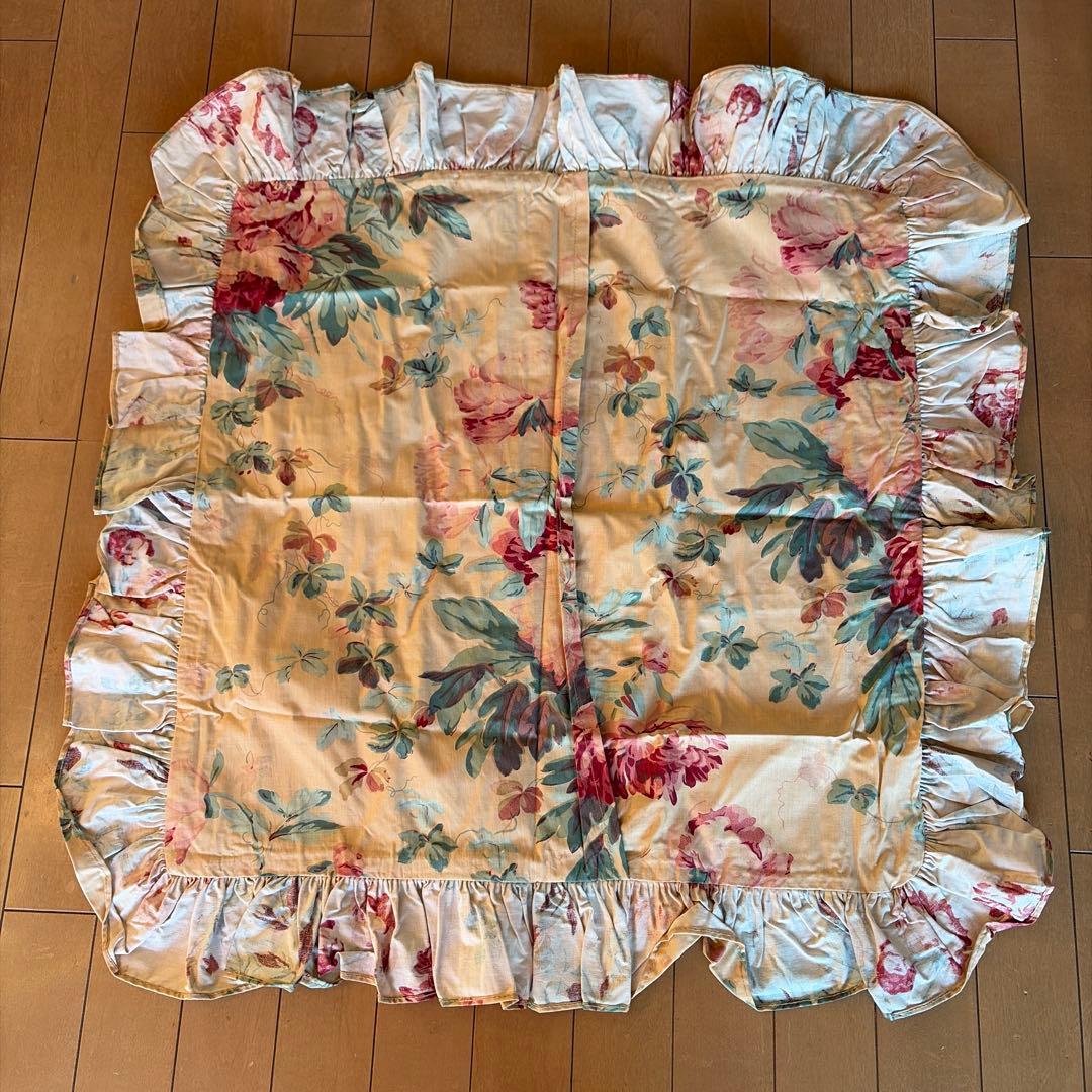 Ralph Lauren フラワーフリルクッションカバー