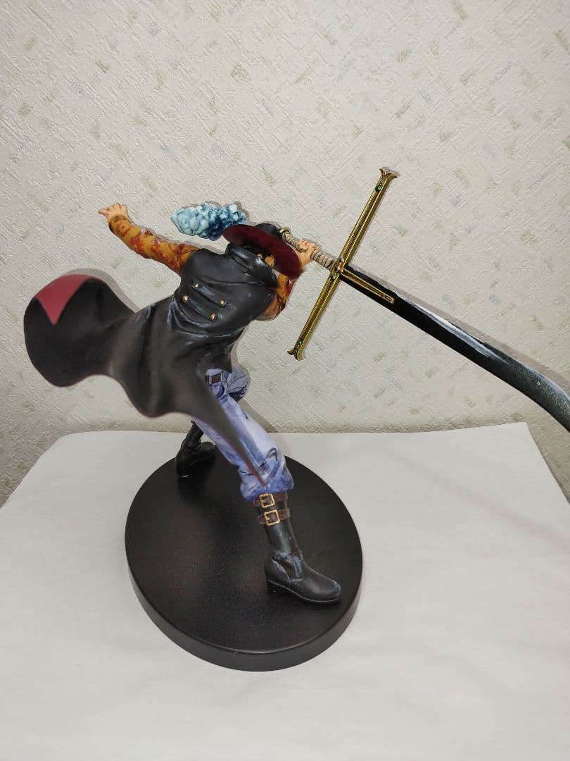 ONEPIECE ミホーク リペイントフィギュア - メルカリ