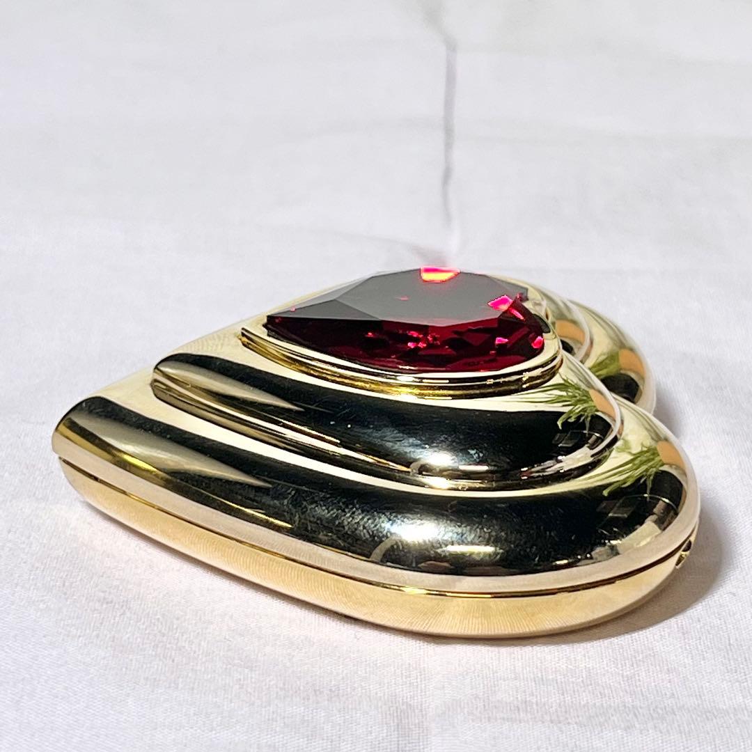 イヴ・サンローラン シルキー フィニッシュ プレストパウダー No.3