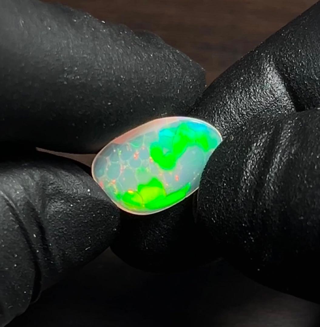 ◆超希少◆2.335ct 天然エチオピアオパール 宝石 パワーストーン