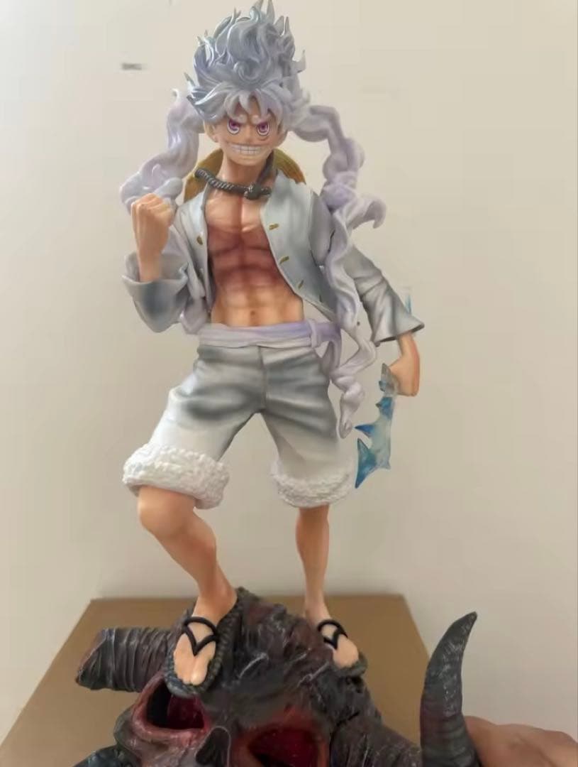 ワンピース　ルフィ　ギア5　高さ38.5cm 海外フィギュア