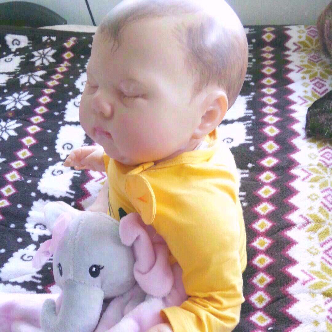 リボーンドール　むっちり赤ちゃん