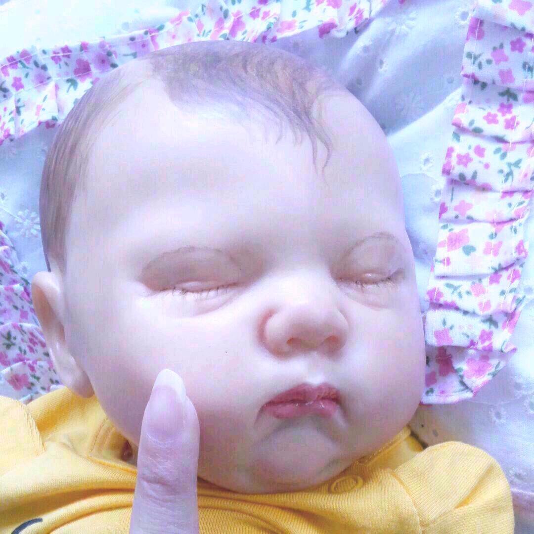 リボーンドール　むっちり赤ちゃん