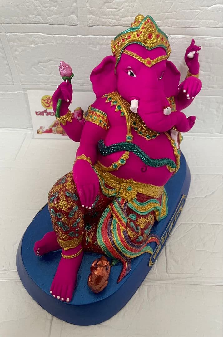 ピンクのガネーシャ像 約30cm①