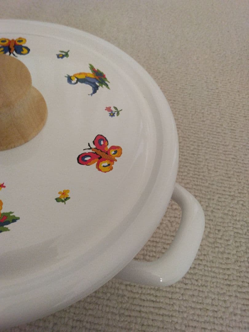 【最終価格！】未使用品✴フェイラー　ハイジ　ホーロー鍋 花と蝶のデザイン