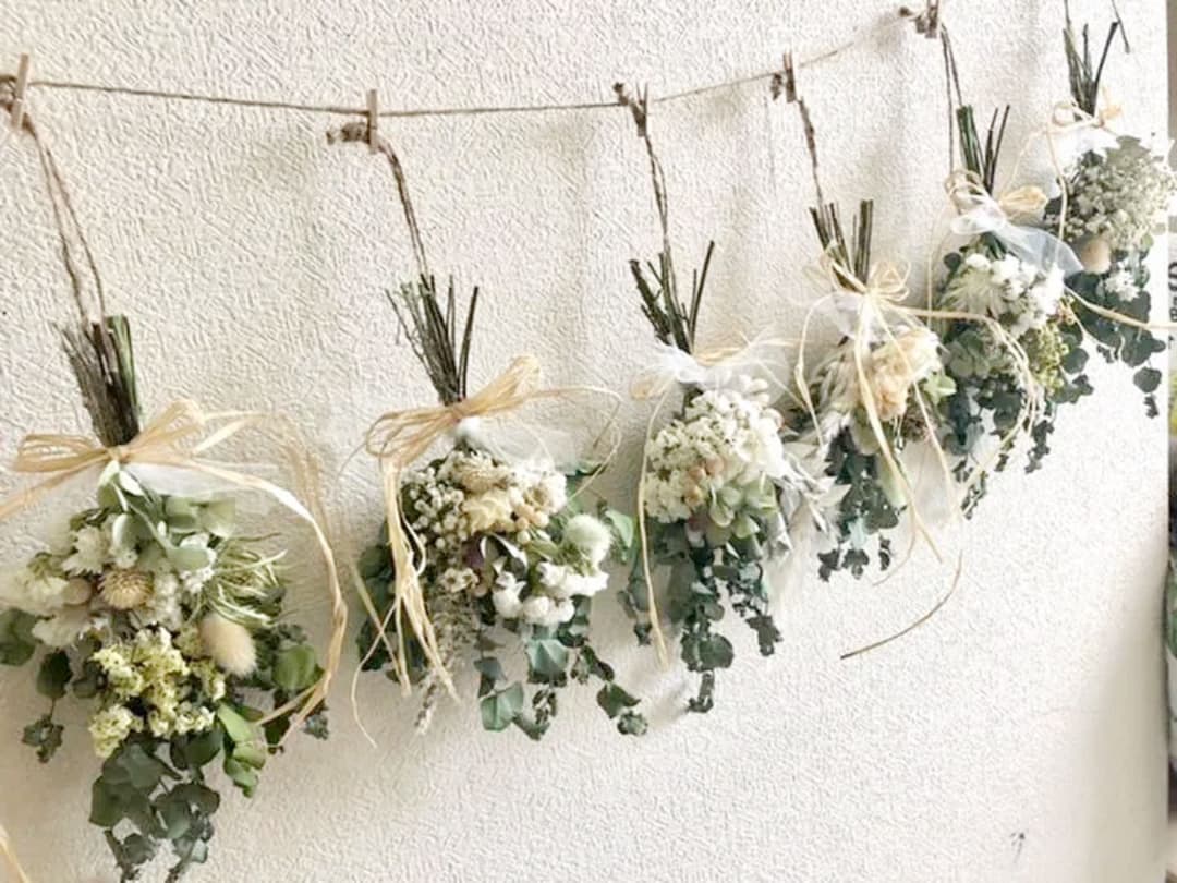 グリーンホワイトドライフラワーガーランド