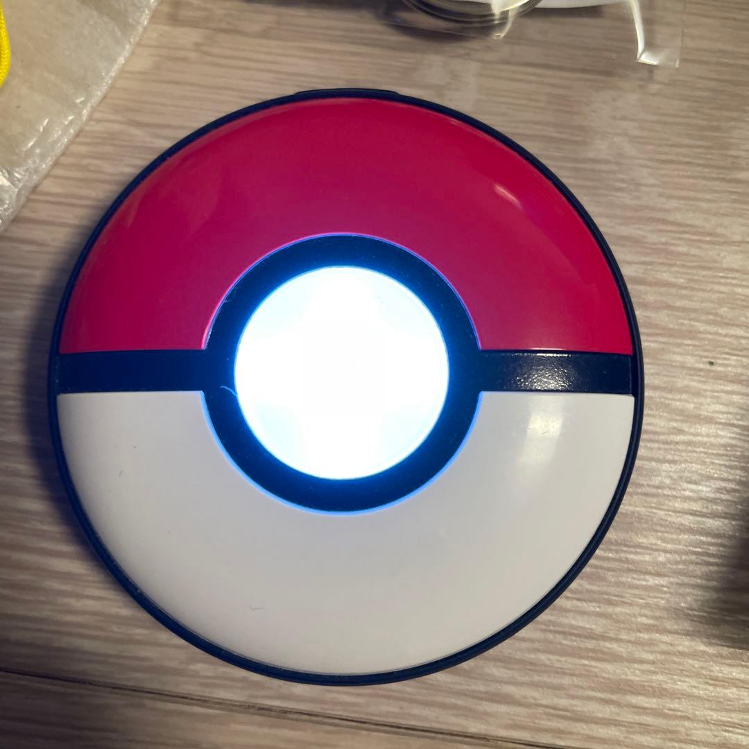 ポケモンgoプラス+ 本体 おまけ付き ファミマ予約特典付き 説明書なし